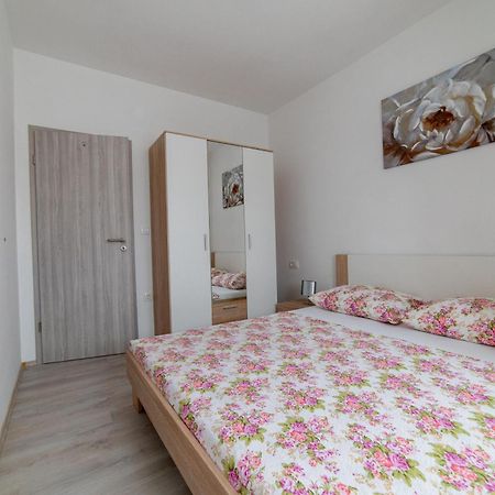 Mario Apartman Vir Kültér fotó