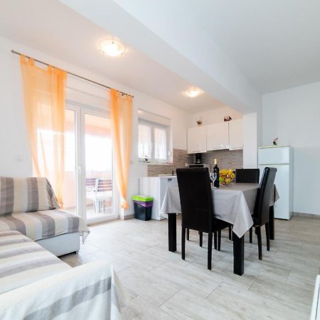 Mario Apartman Vir Kültér fotó