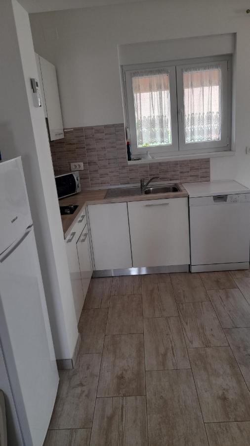Mario Apartman Vir Kültér fotó