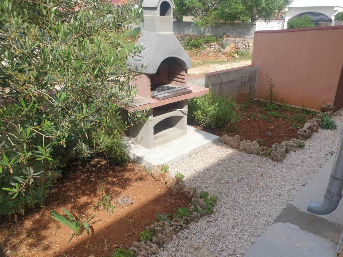 Mario Apartman Vir Kültér fotó