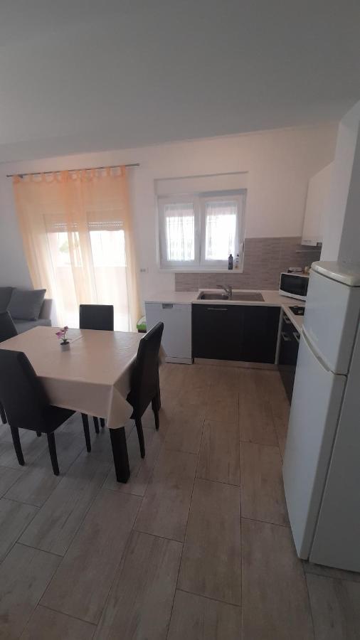 Mario Apartman Vir Kültér fotó