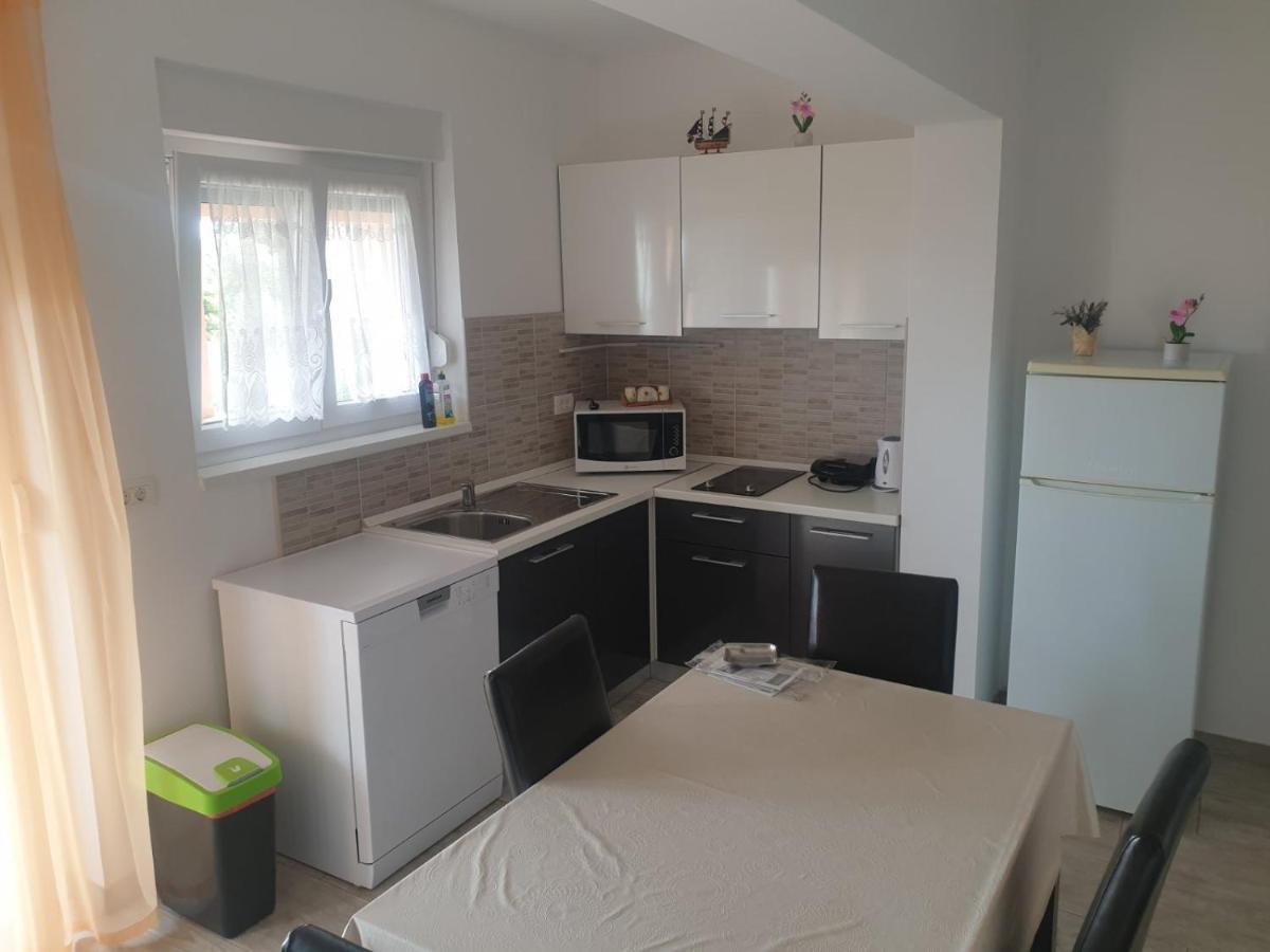 Mario Apartman Vir Kültér fotó