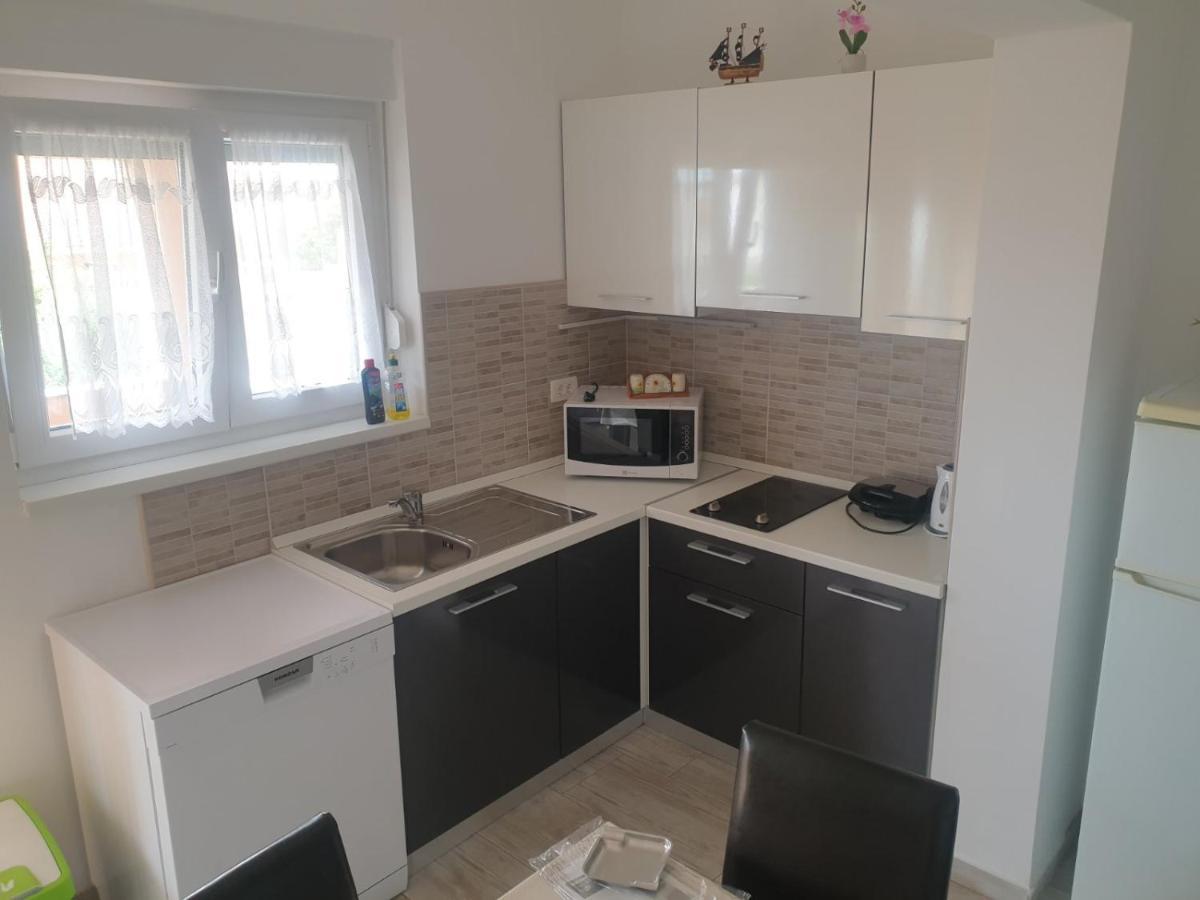 Mario Apartman Vir Kültér fotó