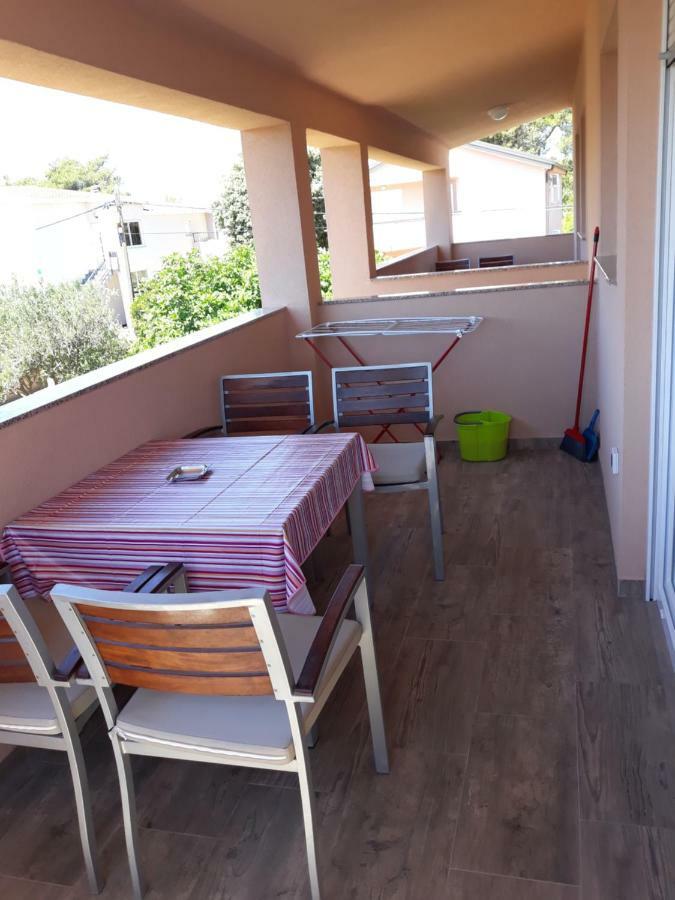 Mario Apartman Vir Kültér fotó