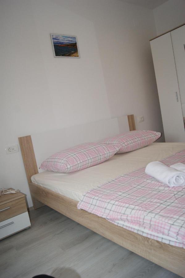 Mario Apartman Vir Kültér fotó